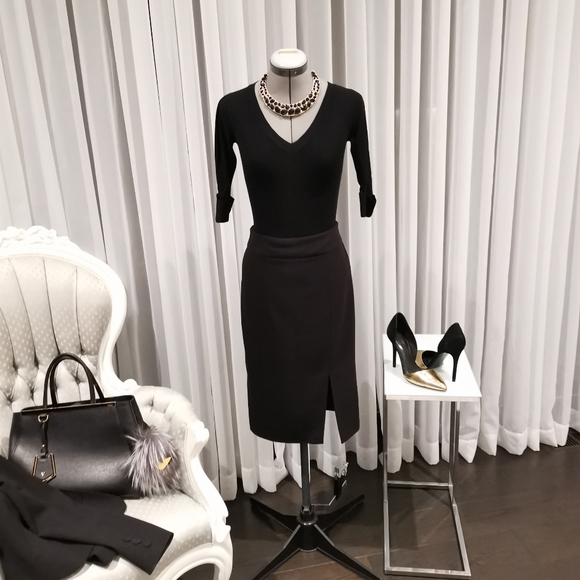 Black suit set - Picture 9 of 10